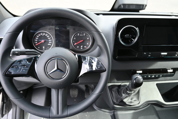 Mercedes-Benz Sprinter 315 CDI L2H1 model 2025 MBUX 10.25, Trekhaak