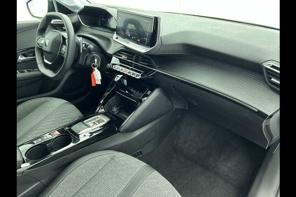 Peugeot 208 1.2 Hybrid 100PK Automaat Allure | Navigatie | Apple Carplay/Android Auto | Airco | Parkeer sensoren | Cruise Control | Led | Lichtmetalen Velgen