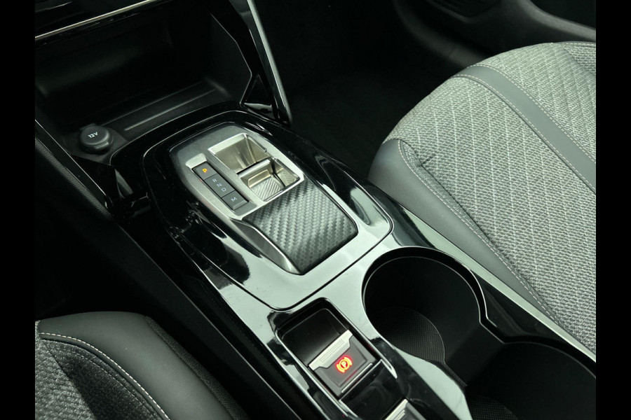 Peugeot 208 1.2 Hybrid 100PK Automaat Allure | Navigatie | Apple Carplay/Android Auto | Airco | Parkeer sensoren | Cruise Control | Led | Lichtmetalen Velgen