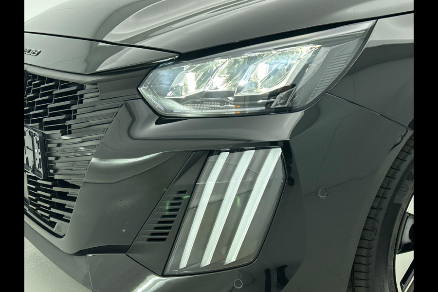 Peugeot 208 1.2 Hybrid 100PK Automaat Allure | Navigatie | Apple Carplay/Android Auto | Airco | Parkeer sensoren | Cruise Control | Led | Lichtmetalen Velgen