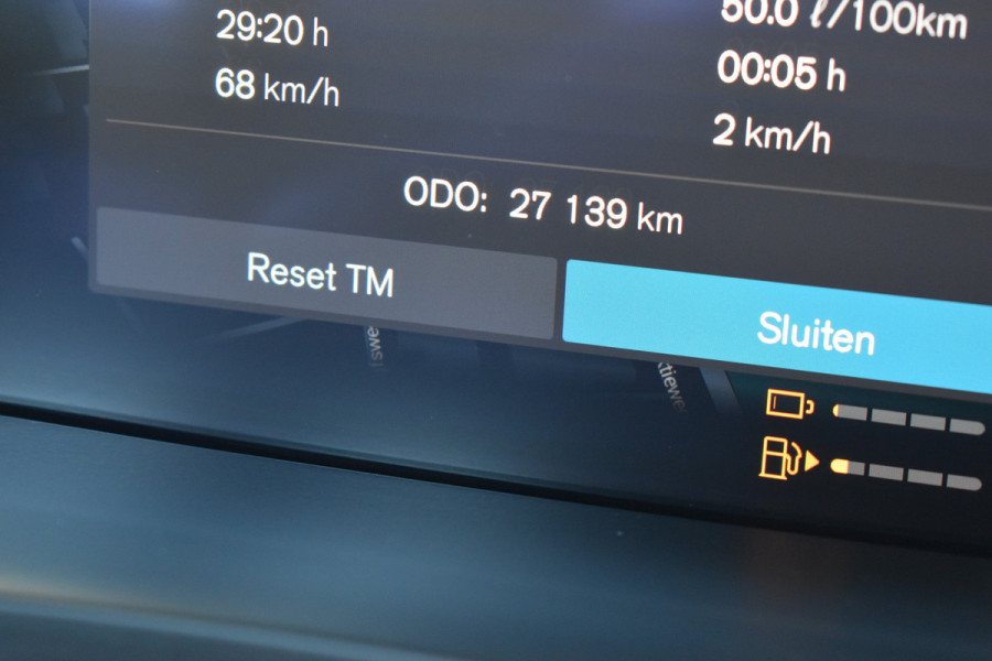 Volvo V90 2.0 T8 Plug-in hybrid AWD Ultra Bright | HUD | B&W | 360 camera | Stuurverwarming | Panodak | 19"LMV