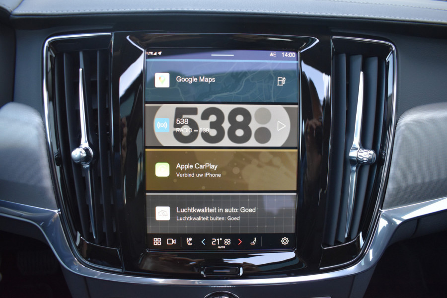 Volvo V90 2.0 T8 Plug-in hybrid AWD Ultra Bright | HUD | B&W | 360 camera | Stuurverwarming | Panodak | 19"LMV