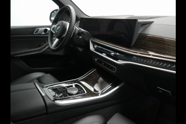 BMW X5 xDrive50e M-Sport Pano Trekh ACC Comf-zetels H/K Soft-close BTW-AUTO!
