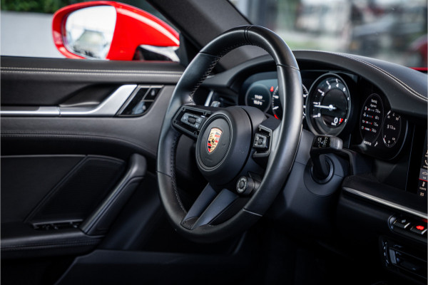 Porsche 911 992 3.0 Carrera S - Sport Chrono + | Panorama | Stuurverwarming | Keyless | Camera