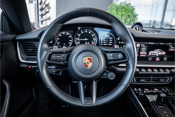 Porsche 911 992 3.0 Carrera S - Sport Chrono + | Panorama | Stuurverwarming | Keyless | Camera