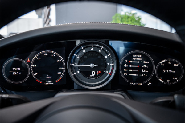 Porsche 911 992 3.0 Carrera S - Sport Chrono + | Panorama | Stuurverwarming | Keyless | Camera