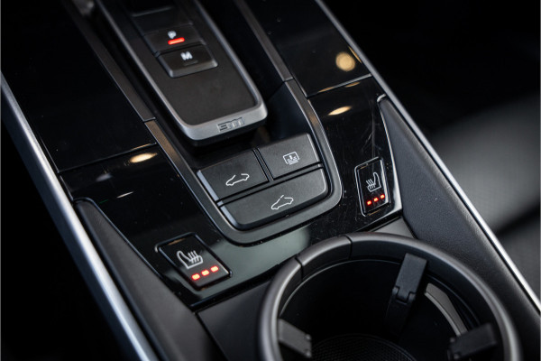 Porsche 911 992 3.0 Carrera S - Sport Chrono + | Panorama | Stuurverwarming | Keyless | Camera