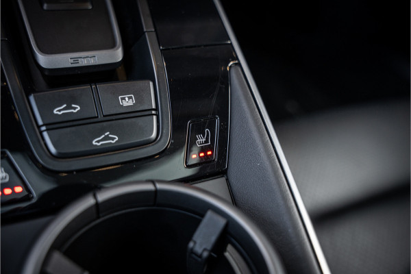 Porsche 911 992 3.0 Carrera S - Sport Chrono + | Panorama | Stuurverwarming | Keyless | Camera