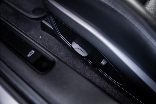 Porsche 911 992 3.0 Carrera S - Sport Chrono + | Panorama | Stuurverwarming | Keyless | Camera