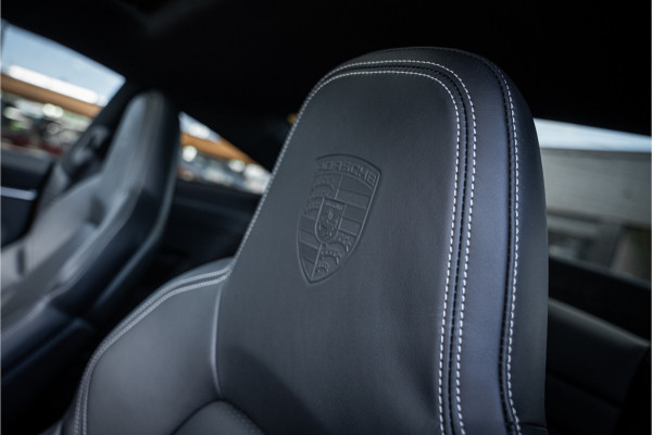 Porsche 911 992 3.0 Carrera S - Sport Chrono + | Panorama | Stuurverwarming | Keyless | Camera