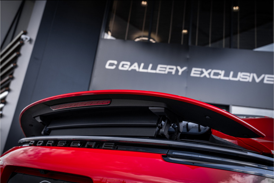 Porsche 911 992 3.0 Carrera S - Sport Chrono + | Panorama | Stuurverwarming | Keyless | Camera
