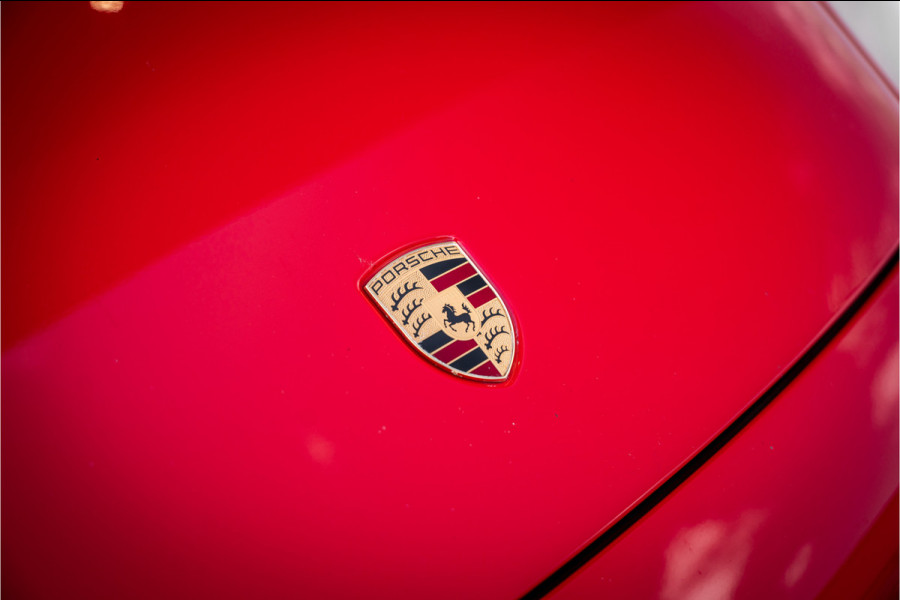 Porsche 911 992 3.0 Carrera S - Sport Chrono + | Panorama | Stuurverwarming | Keyless | Camera