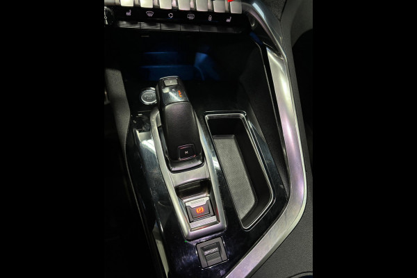 Peugeot 3008 1.6 e-THP GT Line Automaat | Leer | Navi | Camera | Clima