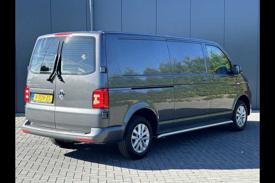 Volkswagen Transporter 2.0 TDI 150 PK HIGHLINE AUTOMAAT DSG / L2H1 / 1e EIGENAAR / UNIEK 37.581 KM !! / BPM VRIJ / AIRCO / CRUISE / NAVI / BLUETOOTH / Volkswagen Transporter 2.0 TDI 150 PK HIGHLINE AUTOMAAT DSG / L2H1 / 1e EIGENAAR / UNIEK 37.581 KM !! / BPM VRIJ / AIRCO / CRUISE / NAVI / BLUETOOTH /