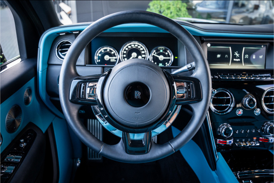 Rolls-Royce Cullinan 6.75 V12 - Black Badge | Mansory Wheels | Sterrenhemel