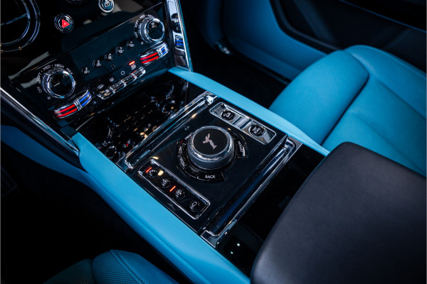 Rolls-Royce Cullinan 6.75 V12 - Black Badge | Mansory Wheels | Sterrenhemel