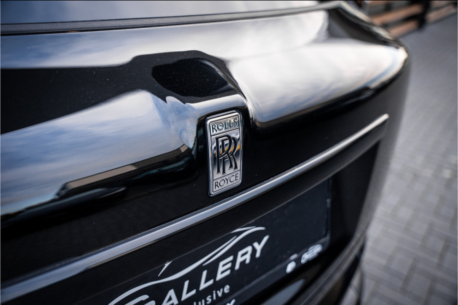 Rolls-Royce Cullinan 6.75 V12 - Black Badge | Mansory Wheels | Sterrenhemel