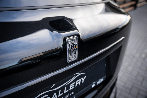 Rolls-Royce Cullinan 6.75 V12 - Black Badge | Mansory Wheels | Sterrenhemel