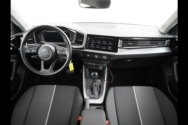 Audi A1 Sportback 30TFSI 116PK Virtual Cockpit Apple Carplay Android Auto Navi Airco Cruise Control Pro Line Bluetooth Isofix Rijstrooksensor Origineel Nederlandse Auto Audi A1 Sportback 30TFSI 116PK Virtual Cockpit Apple Carplay Android Auto Navi Airco Cruise Control Pro Line Bluetooth Isofix Rijstrooksensor Origineel Nederlandse Auto