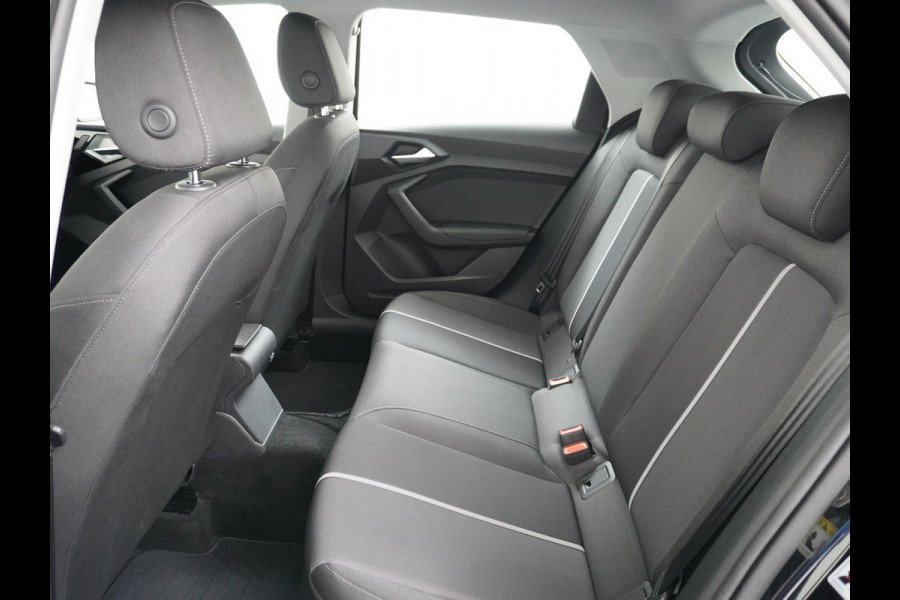 Audi A1 Sportback 30TFSI 116PK Virtual Cockpit Apple Carplay Android Auto Navi Airco Cruise Control Pro Line Bluetooth Isofix Rijstrooksensor Origineel Nederlandse Auto Audi A1 Sportback 30TFSI 116PK Virtual Cockpit Apple Carplay Android Auto Navi Airco Cruise Control Pro Line Bluetooth Isofix Rijstrooksensor Origineel Nederlandse Auto