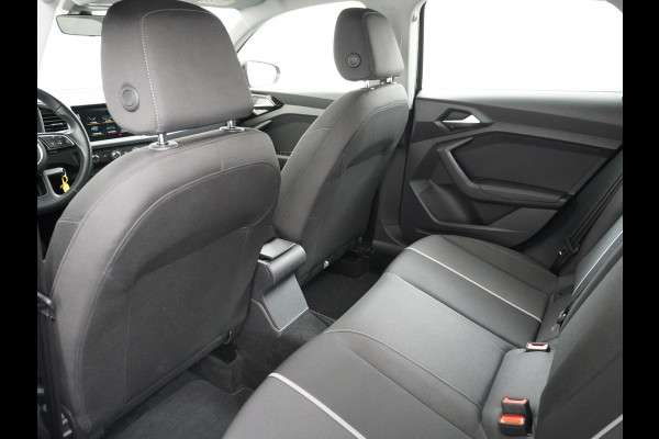 Audi A1 Sportback 30TFSI 116PK Virtual Cockpit Apple Carplay Android Auto Navi Airco Cruise Control Pro Line Bluetooth Isofix Rijstrooksensor Origineel Nederlandse Auto Audi A1 Sportback 30TFSI 116PK Virtual Cockpit Apple Carplay Android Auto Navi Airco Cruise Control Pro Line Bluetooth Isofix Rijstrooksensor Origineel Nederlandse Auto