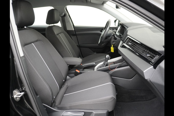 Audi A1 Sportback 30TFSI 116PK Virtual Cockpit Apple Carplay Android Auto Navi Airco Cruise Control Pro Line Bluetooth Isofix Rijstrooksensor Origineel Nederlandse Auto Audi A1 Sportback 30TFSI 116PK Virtual Cockpit Apple Carplay Android Auto Navi Airco Cruise Control Pro Line Bluetooth Isofix Rijstrooksensor Origineel Nederlandse Auto