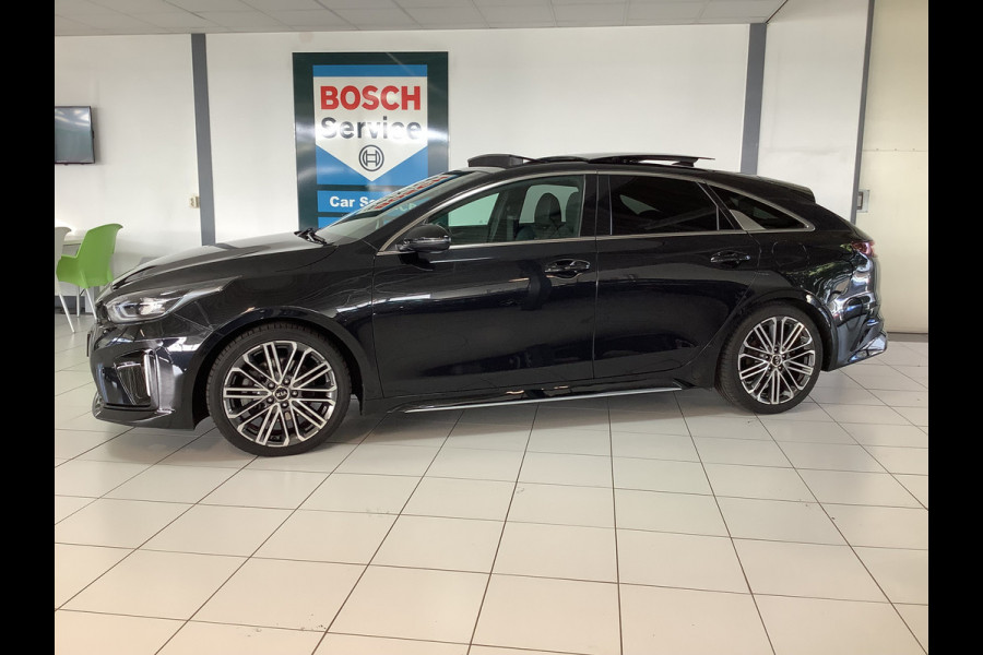 Kia ProCeed 1.4 T-GDI GT-PlusLine Panodak, Camera, Keyless, LED