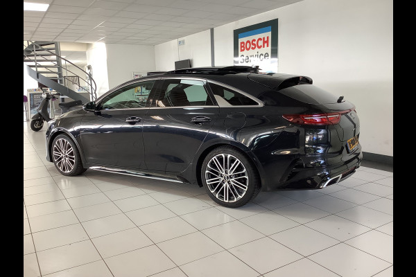Kia ProCeed 1.4 T-GDI GT-PlusLine Panodak, Camera, Keyless, LED