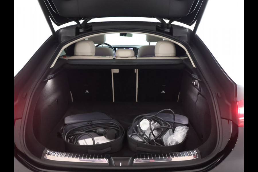 Mercedes-Benz GLE Coupé 400 e 4MATIC AMG Line | AMG Line | Night Pakket | Panorama Schuif-Kanteldak | 22 Inch AMG Velgen | Burmester® | Memory Pakket Voorstoelen. Inclusief 24 maanden MB Certified garantie voor Europa.