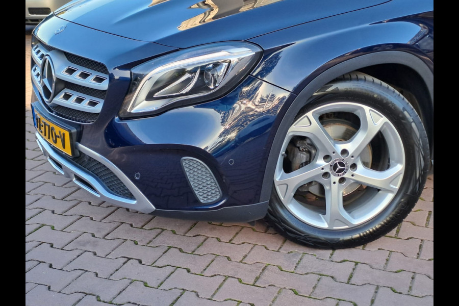 Mercedes-Benz GLA 180 Activity Edition | Navi | Camera | Afn. Trekhaak | Elektr. A. klep | Sportinterieur |