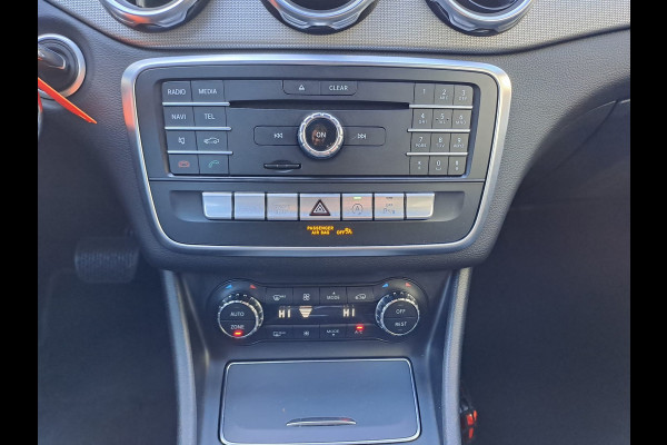 Mercedes-Benz GLA 180 Activity Edition | Navi | Camera | Afn. Trekhaak | Elektr. A. klep | Sportinterieur |