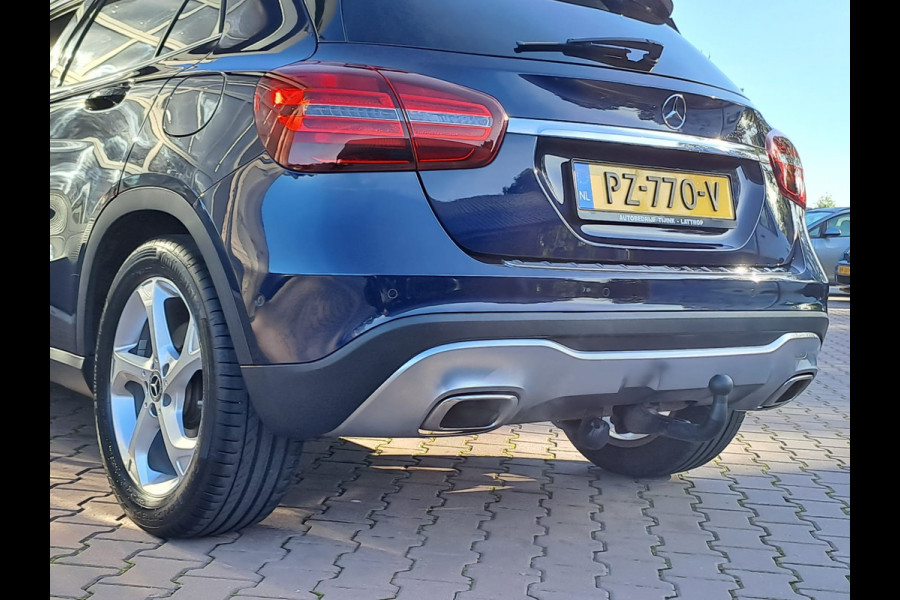 Mercedes-Benz GLA 180 Activity Edition | Navi | Camera | Afn. Trekhaak | Elektr. A. klep | Sportinterieur |