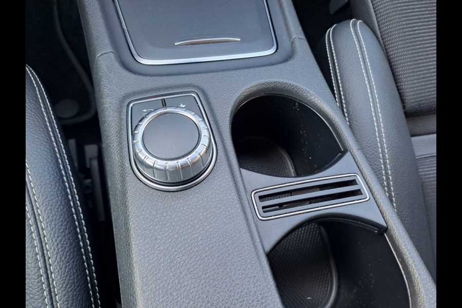 Mercedes-Benz GLA 180 Activity Edition | Navi | Camera | Afn. Trekhaak | Elektr. A. klep | Sportinterieur |