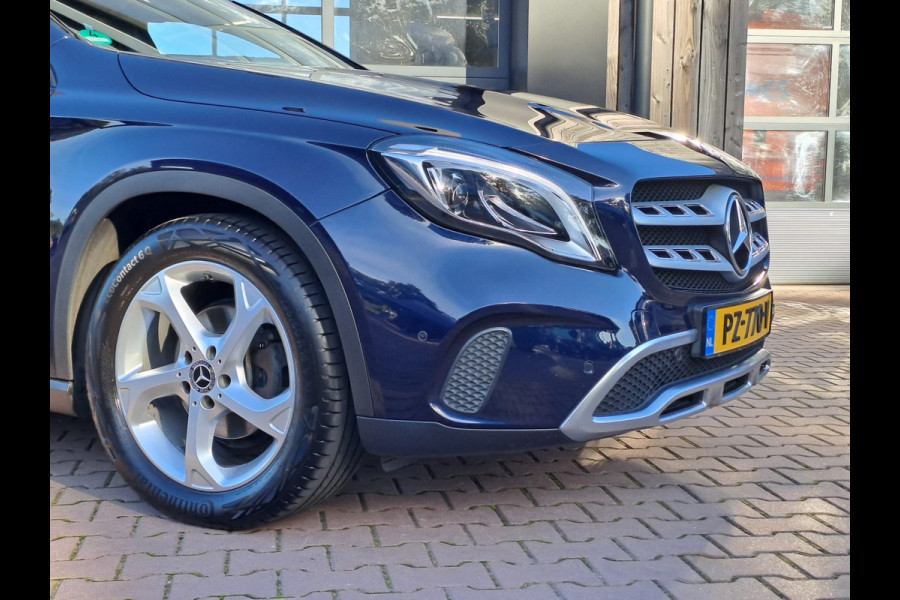 Mercedes-Benz GLA 180 Activity Edition | Navi | Camera | Afn. Trekhaak | Elektr. A. klep | Sportinterieur |