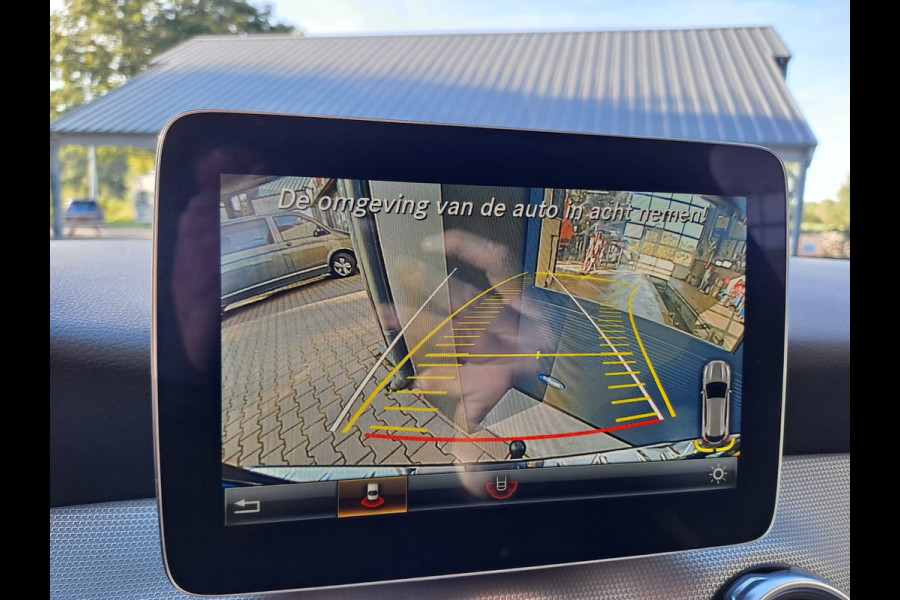 Mercedes-Benz GLA 180 Activity Edition | Navi | Camera | Afn. Trekhaak | Elektr. A. klep | Sportinterieur |