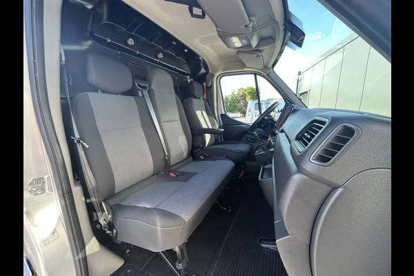 Renault Master T35 2.3 dCi 136 PK / L2H2 / 1e EIGENAAR / 60.092 KM !! / TREKHAAK / AIRCO / NAVI / BLUETOOTH / 3-ZITS