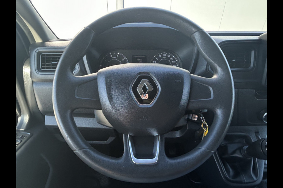 Renault Master T35 2.3 dCi 136 PK / L2H2 / 1e EIGENAAR / 60.092 KM !! / TREKHAAK / AIRCO / NAVI / BLUETOOTH / 3-ZITS