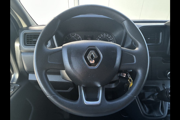 Renault Master T35 2.3 dCi 136 PK / L2H2 / 1e EIGENAAR / 60.092 KM !! / TREKHAAK / AIRCO / NAVI / BLUETOOTH / 3-ZITS