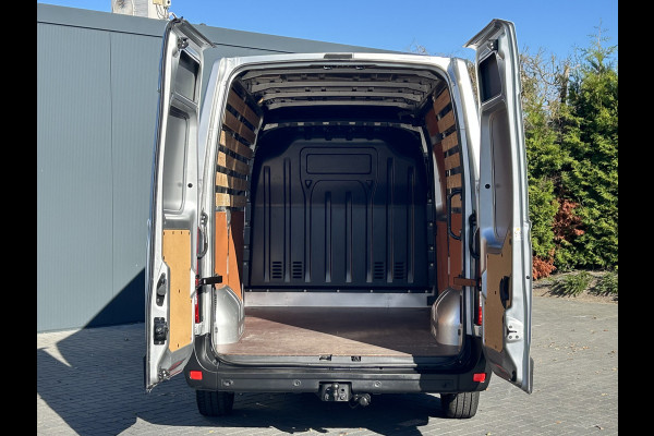 Renault Master T35 2.3 dCi 136 PK / L2H2 / 1e EIGENAAR / 60.092 KM !! / TREKHAAK / AIRCO / NAVI / BLUETOOTH / 3-ZITS