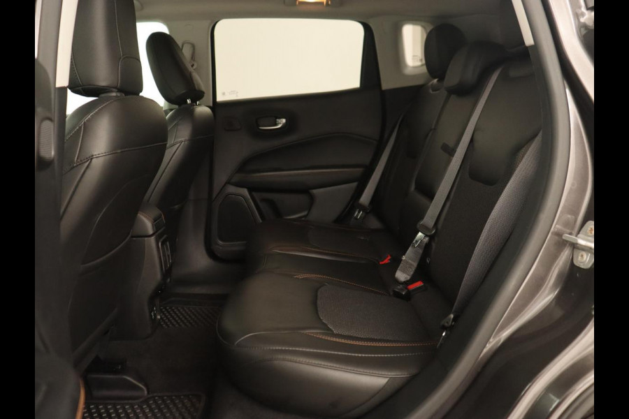 Jeep Compass 1.4 MultiAir Opening Edition 4x4 | Origineel NL | Half leder | Xenon | Beats Audio | Carplay | Navigatie | Climate control | Parkeerhulp | Cruise control | Bluetooth