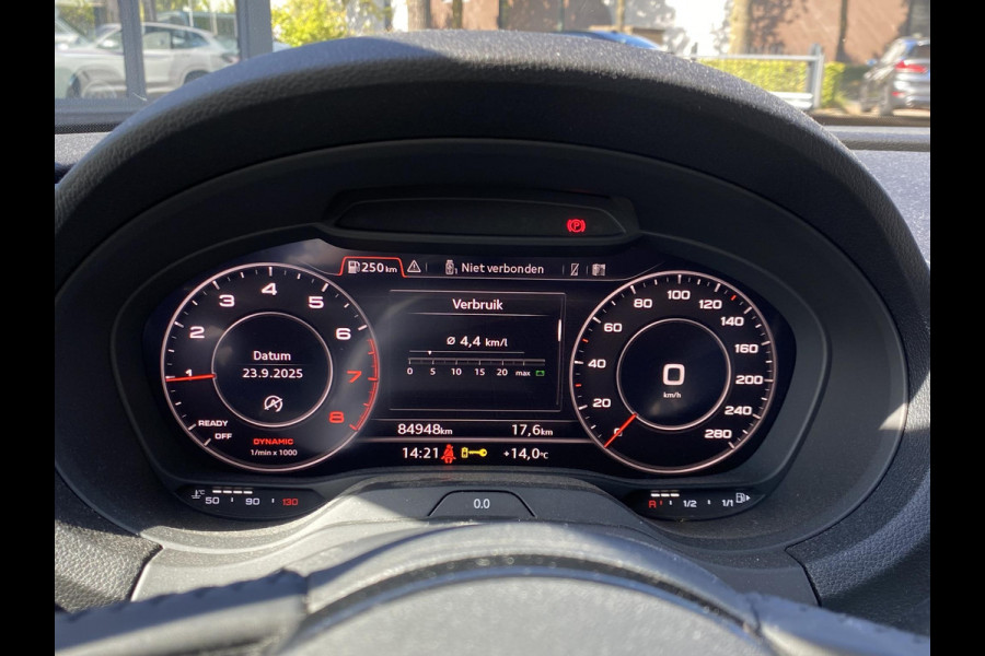 Audi A3 Sportback 30 TFSI Advance VAN: 20.900,- VOOR: 18.440,- UW HERFSTVOORDEEL: 2.460,- | RIJKLAARPRIJS INCL. 12MND BOVAG