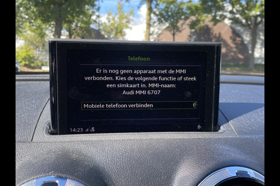 Audi A3 Sportback 30 TFSI Advance VAN: 20.900,- VOOR: 18.440,- UW HERFSTVOORDEEL: 2.460,- | RIJKLAARPRIJS INCL. 12MND BOVAG