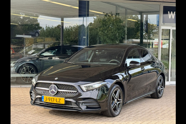 Mercedes-Benz A-Klasse 250 e AMG Night Pano|Memory|Sfeer|Dealer Onderhouden