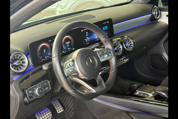 Mercedes-Benz A-Klasse 250 e AMG Night Pano|Memory|Sfeer|Dealer Onderhouden