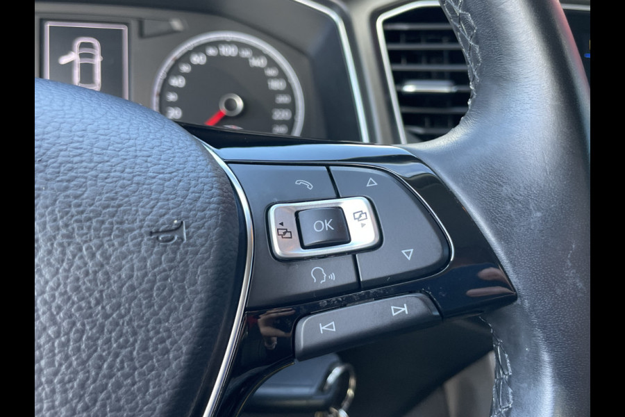 Volkswagen T-Roc 1.0 TSI Style | Trekhaak | carplay | cruise control |