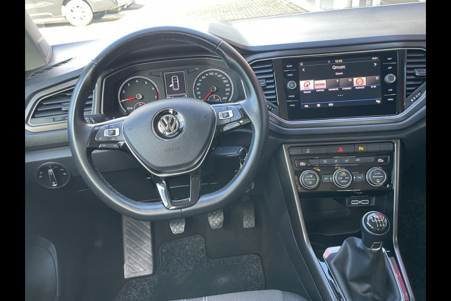 Volkswagen T-Roc 1.0 TSI Style | Trekhaak | carplay | cruise control |