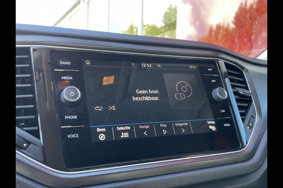 Volkswagen T-Roc 1.0 TSI Style | Trekhaak | carplay | cruise control |