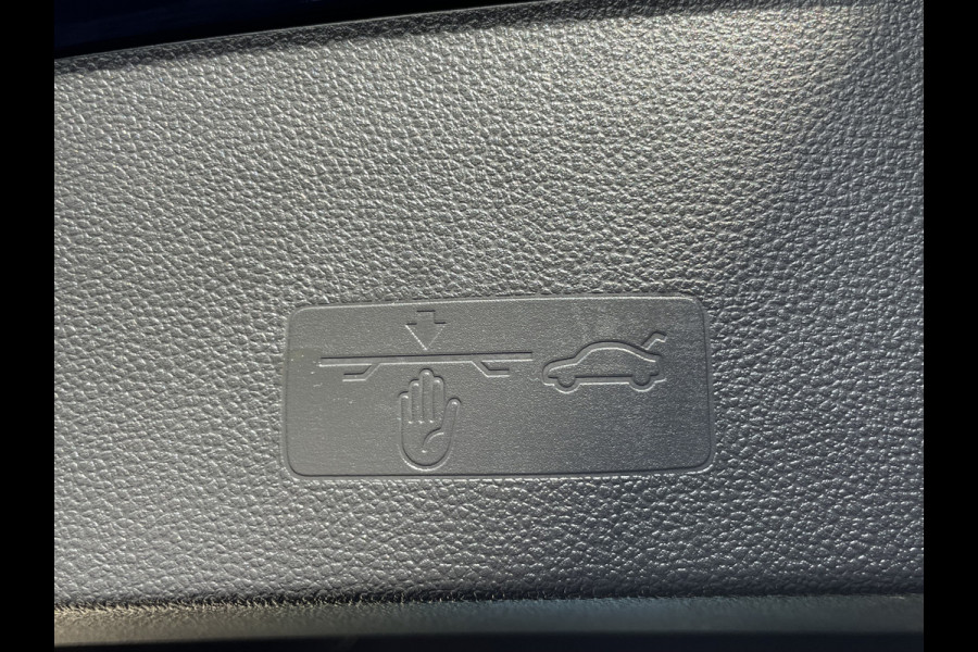 Volkswagen T-Roc 1.0 TSI Style | Trekhaak | carplay | cruise control |