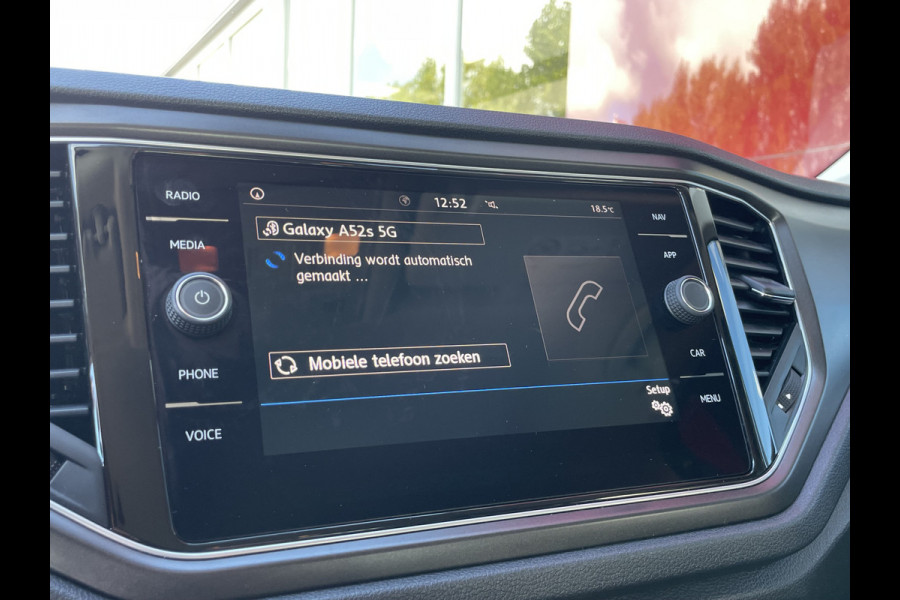 Volkswagen T-Roc 1.0 TSI Style | Trekhaak | carplay | cruise control |