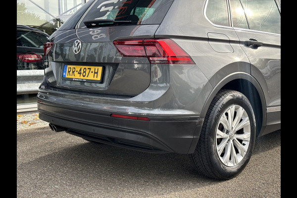 Volkswagen Tiguan 1.4 TSI ACT Comfortline Business | NL- auto | ACC | Clima | Carplay | Navi Volkswagen Tiguan 1.4 TSI ACT Comfortline Business | NL- auto | ACC | Clima | Carplay | Navi